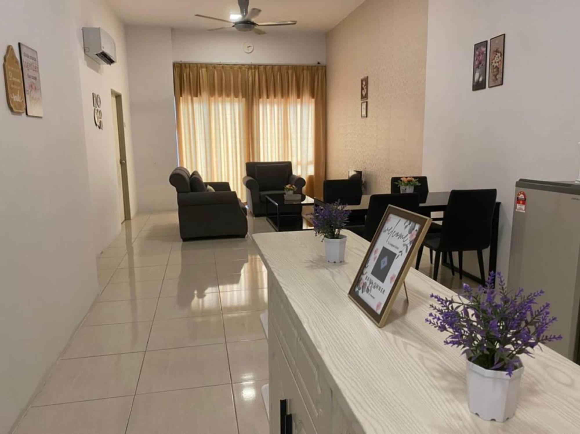 Oyo 91086 Bayu Service Apartment Kuah Exteriér fotografie